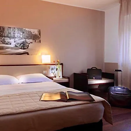 Mediterranea Szálloda 3*