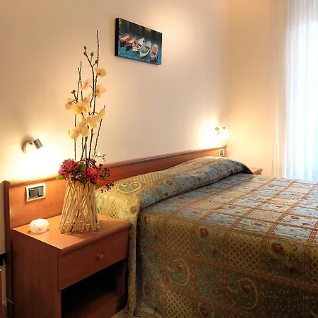 Mediterranea Szálloda 3*